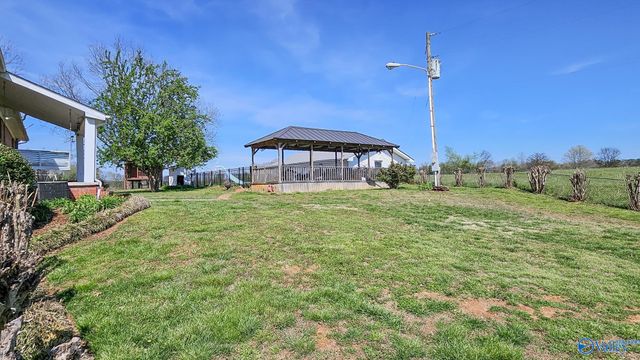 26864 West Limestone School Road, Lester, AL 35647