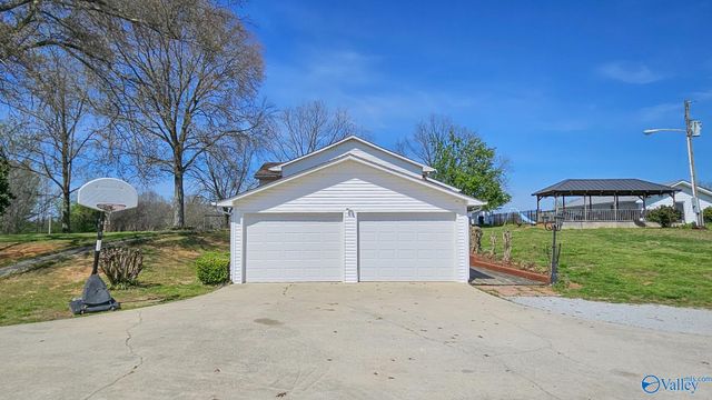 26864 West Limestone School Road, Lester, AL 35647