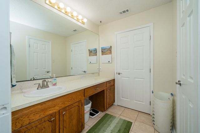 11055 Noonday Rd, Hallsville, TX 75650