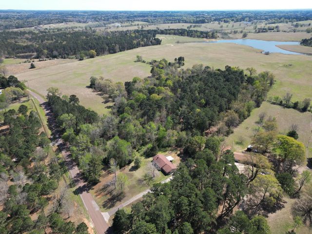 11055 Noonday Rd, Hallsville, TX 75650