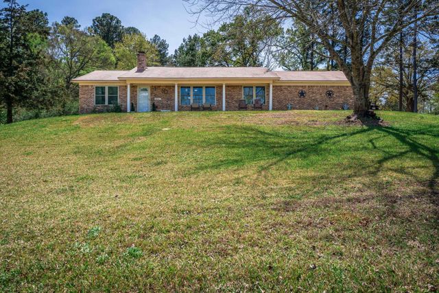 11055 Noonday Rd, Hallsville, TX 75650