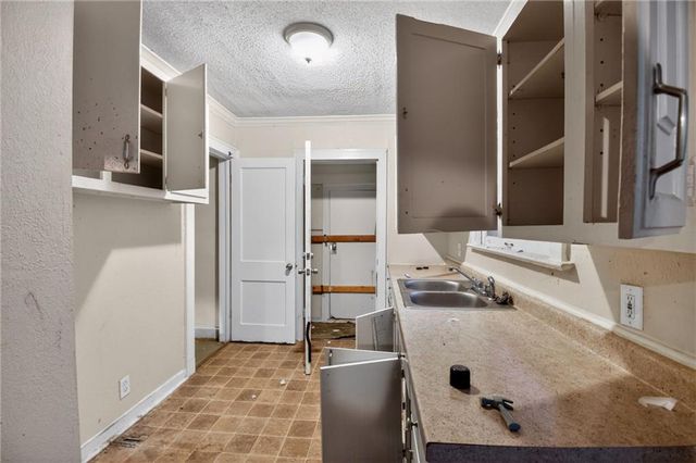 5114 Michigan Avenue, Kansas City, MO 64130