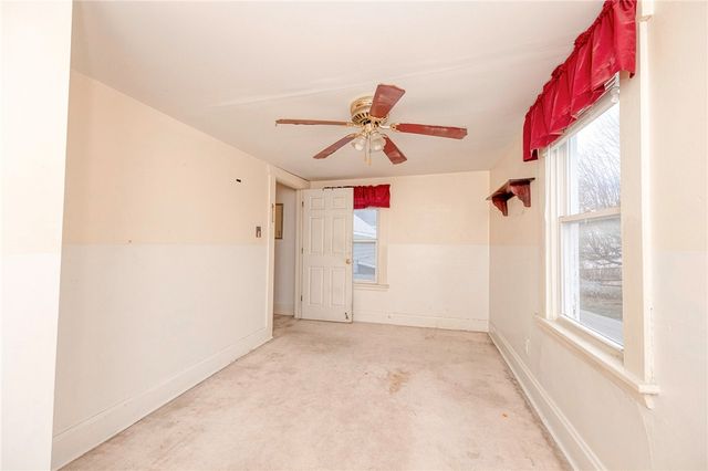 1233 Elm St, South Greensburg Boro, PA 15601