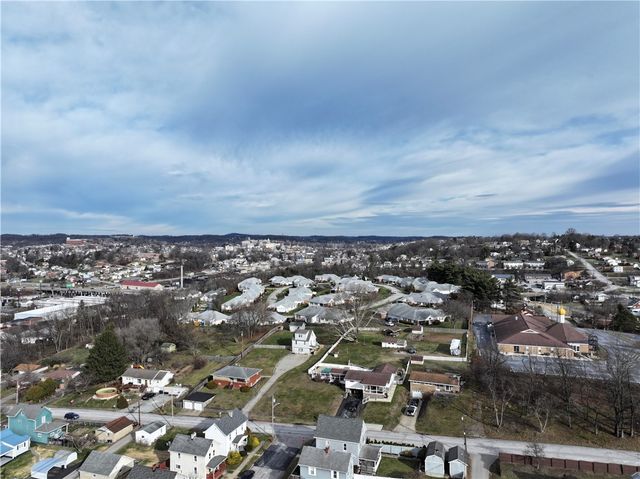 1233 Elm St, South Greensburg Boro, PA 15601