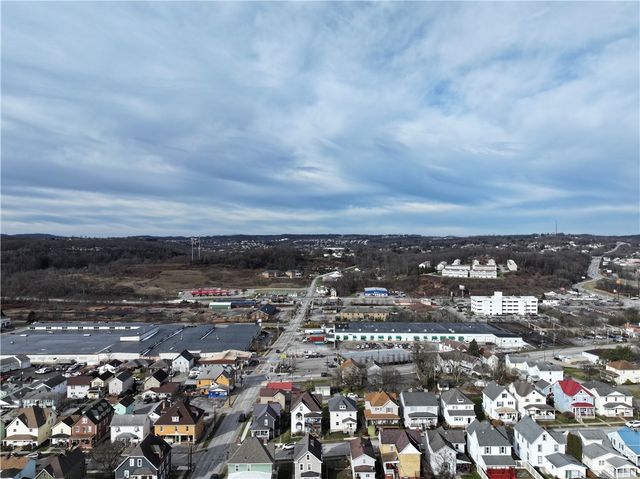 1233 Elm St, South Greensburg Boro, PA 15601