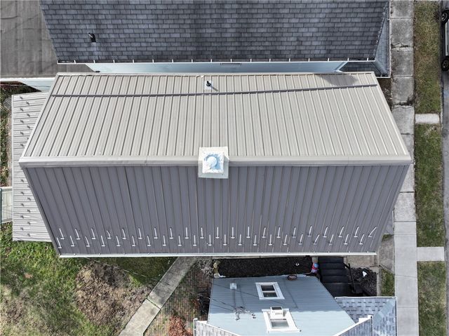 1233 Elm St, South Greensburg Boro, PA 15601