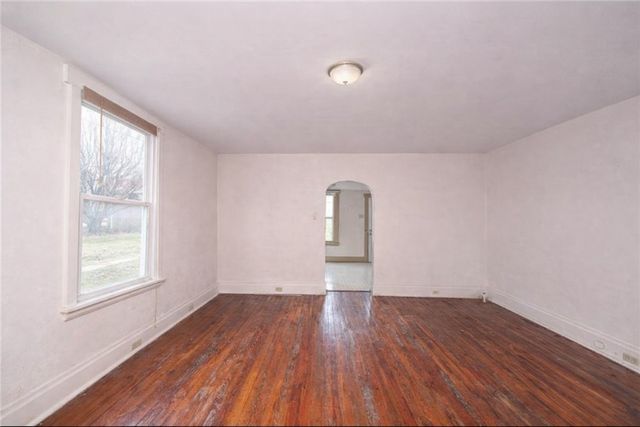 1233 Elm St, South Greensburg Boro, PA 15601