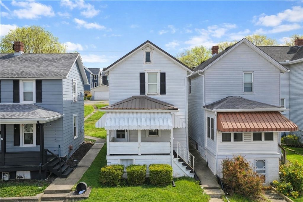 1233 Elm St, South Greensburg Boro, PA 15601