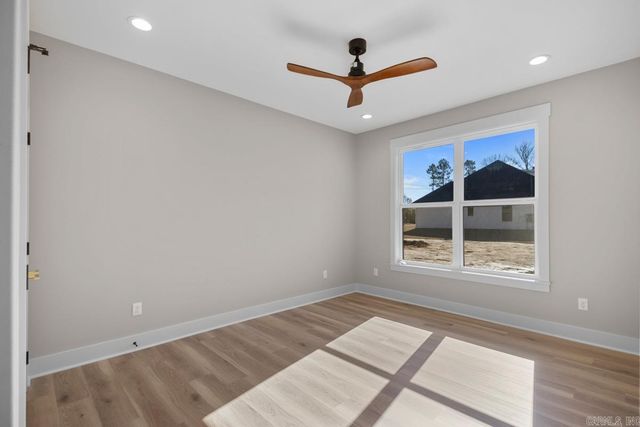 12786 W Sardis Road, Bauxite, AR 72011