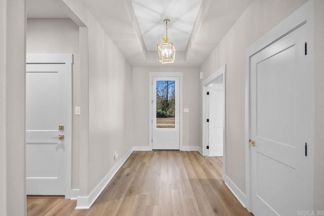 12786 W Sardis Road, Bauxite, AR 72011