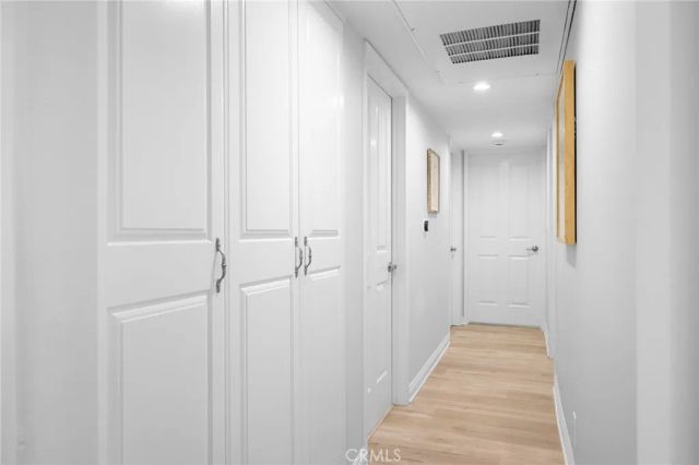 617 E Angeleno Avenue 206, Burbank, CA 91501