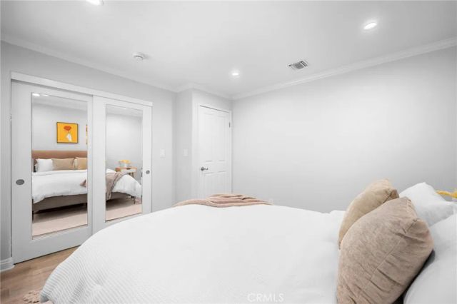 617 E Angeleno Avenue 206, Burbank, CA 91501