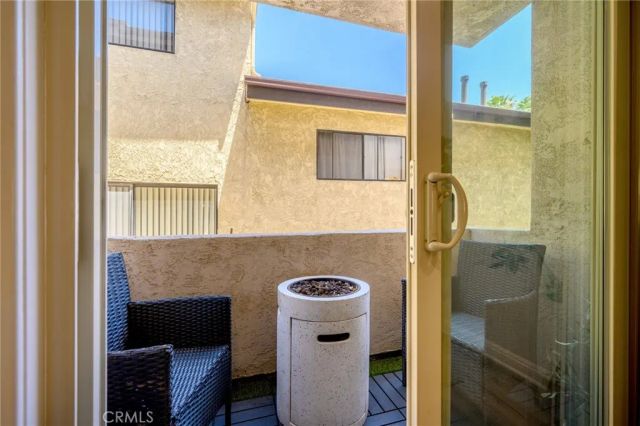 617 E Angeleno Avenue 206, Burbank, CA 91501
