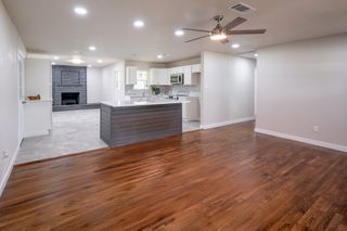 820 Vickie Drive, Azle, TX 76020
