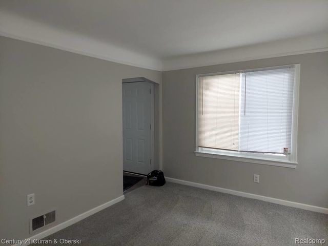 18682 Sumner, Redford Charter Township, MI 48240