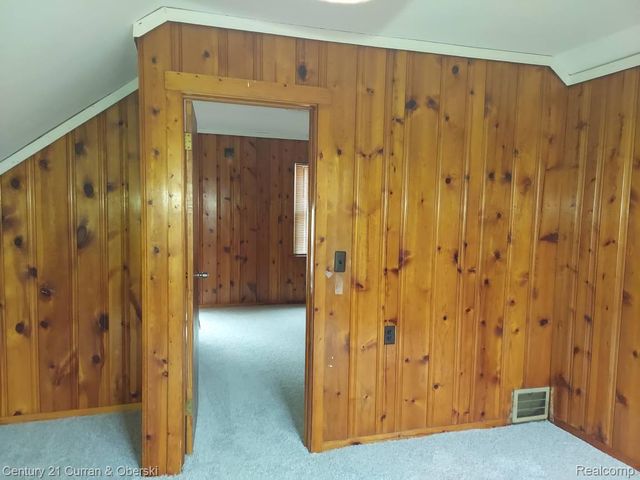 18682 Sumner, Redford Charter Township, MI 48240