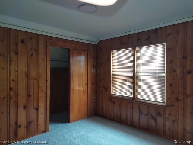 18682 Sumner, Redford Charter Township, MI 48240