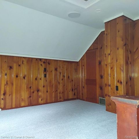 18682 Sumner, Redford Charter Township, MI 48240