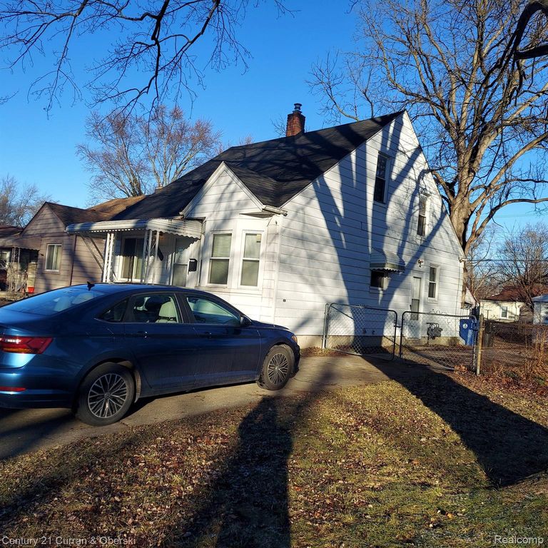 18682 Sumner, Redford Charter Township, MI 48240