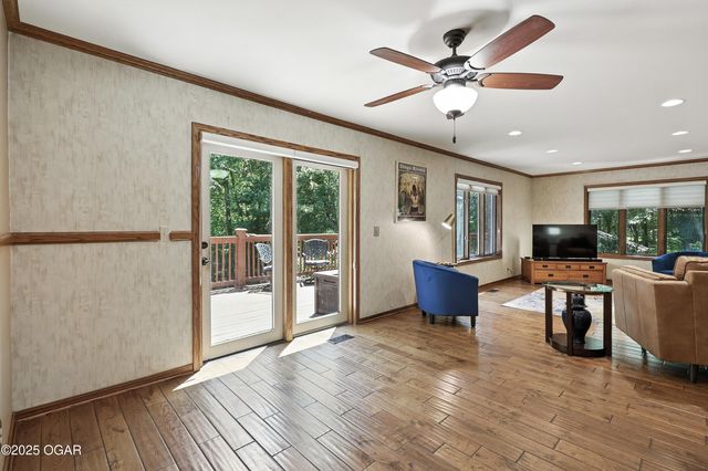 5623 Rivercrest Valley Drive, Joplin, MO 64804