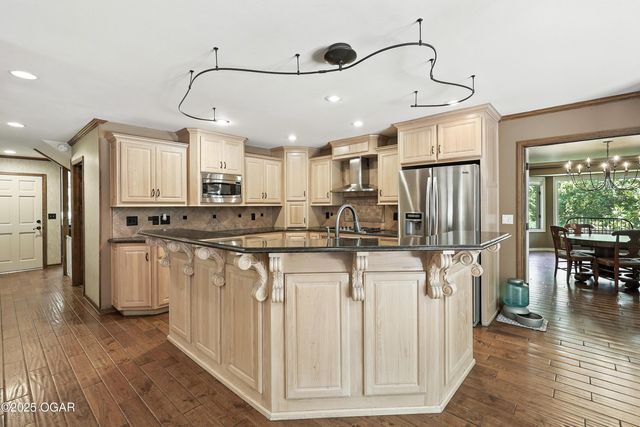5623 Rivercrest Valley Drive, Joplin, MO 64804