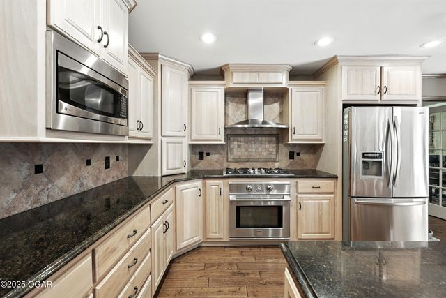 5623 Rivercrest Valley Drive, Joplin, MO 64804