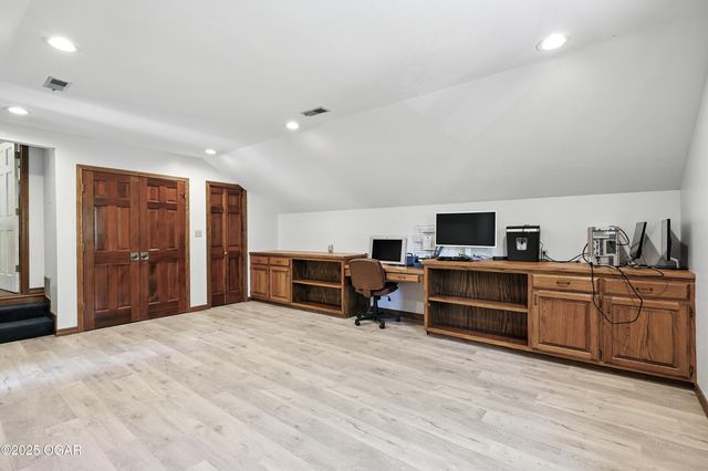 5623 Rivercrest Valley Drive, Joplin, MO 64804