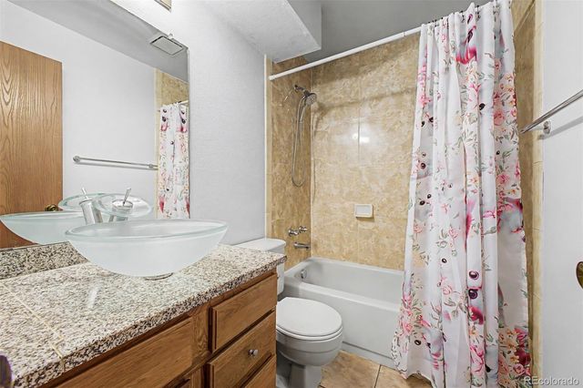 720 City Park Avenue 423, Fort Collins, CO 80521