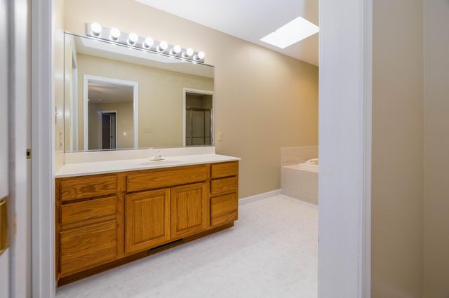 431 Pheasant Run, Rensselaer, IN 47978