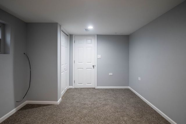 8138 S Harper Avenue, Chicago, IL 60619