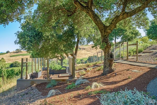 710 Soscol Creek Rd, Napa, CA 94558