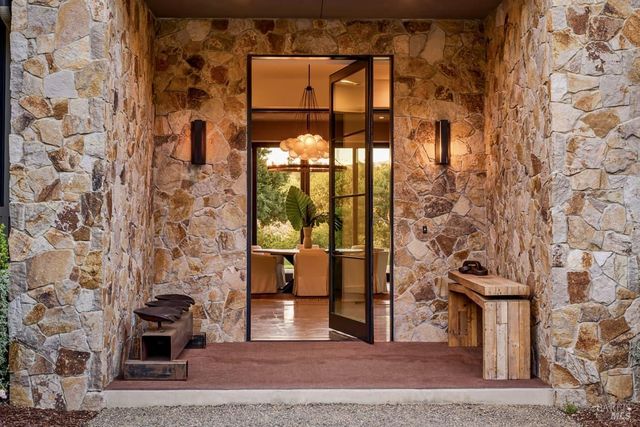 710 Soscol Creek Rd, Napa, CA 94558