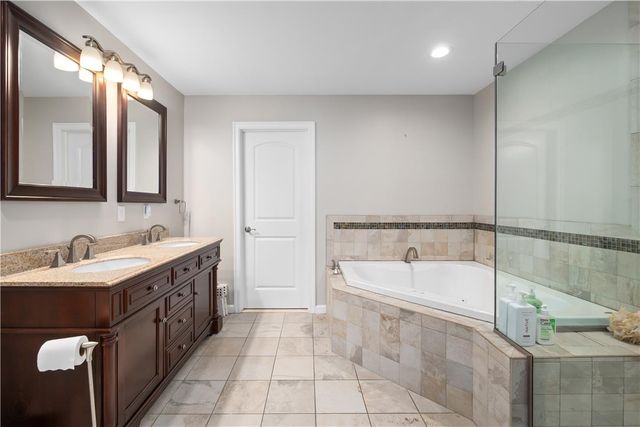 2244 Wagon Wheel Drive, Easton, PA 18040