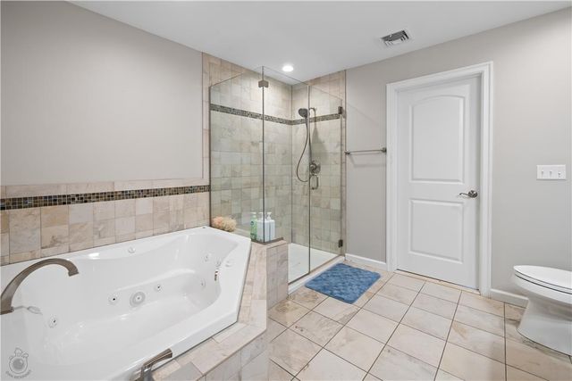 2244 Wagon Wheel Drive, Easton, PA 18040