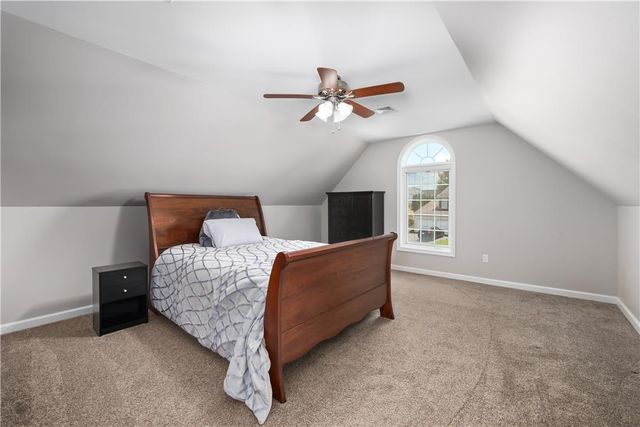 2244 Wagon Wheel Drive, Easton, PA 18040