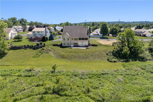 2244 Wagon Wheel Drive, Easton, PA 18040
