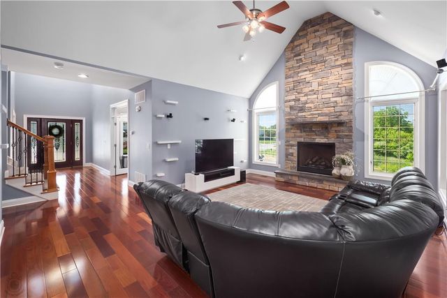 2244 Wagon Wheel Drive, Easton, PA 18040