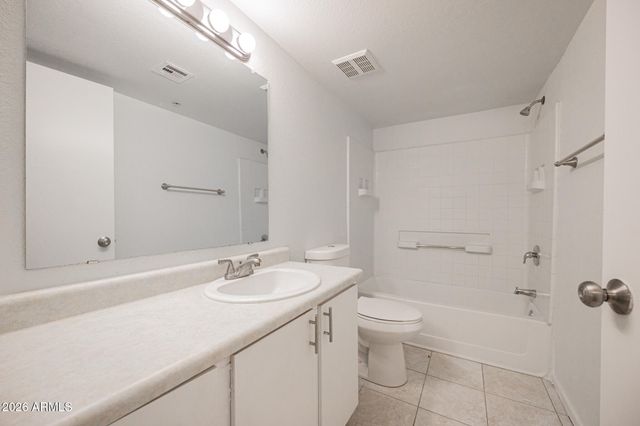 16033 N 25TH Street 102, Phoenix, AZ 85032