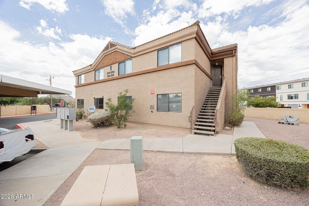 16033 N 25TH Street 102, Phoenix, AZ 85032
