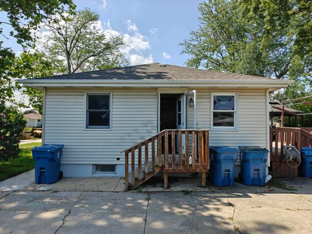 3527 41st Street, Highland, IN 46322