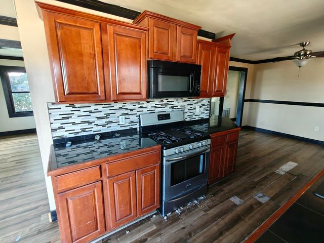 3527 41st Street, Highland, IN 46322