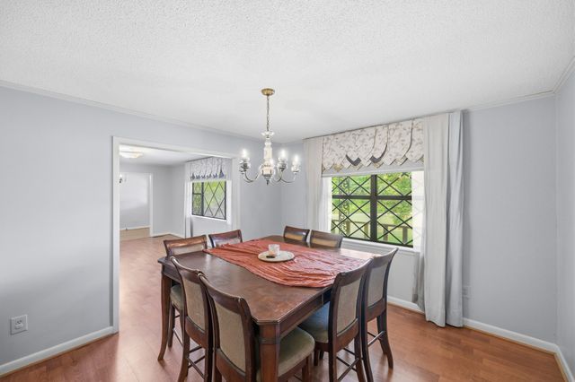 245 Rains Creek Ln, Parsons, TN 38363