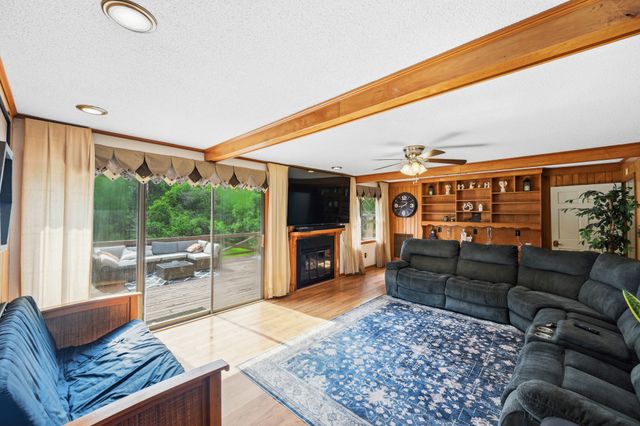 245 Rains Creek Ln, Parsons, TN 38363
