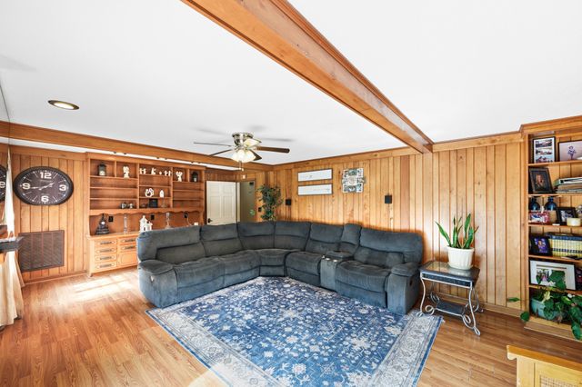 245 Rains Creek Ln, Parsons, TN 38363