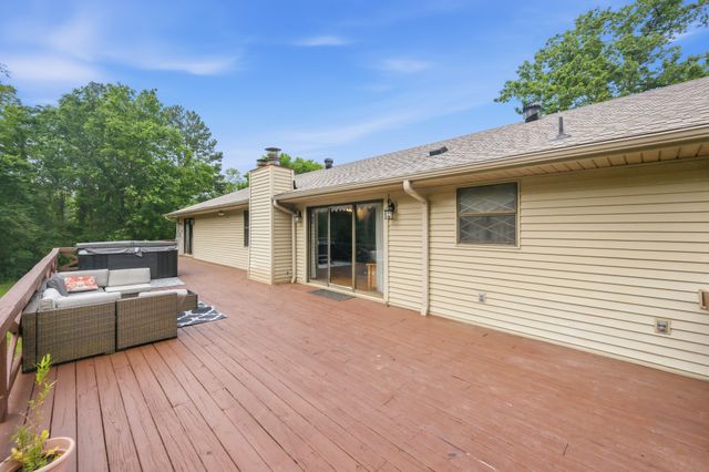 245 Rains Creek Ln, Parsons, TN 38363