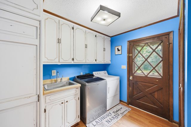 245 Rains Creek Ln, Parsons, TN 38363