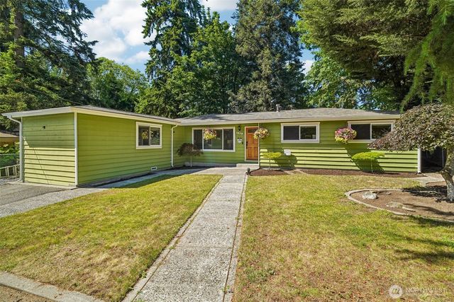 1515 213th Place SW, Lynnwood, WA 98036