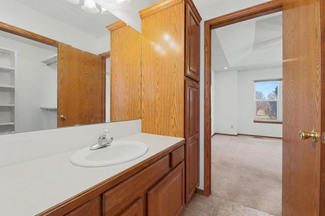 338 S Nineiron St, Wichita, KS 67235