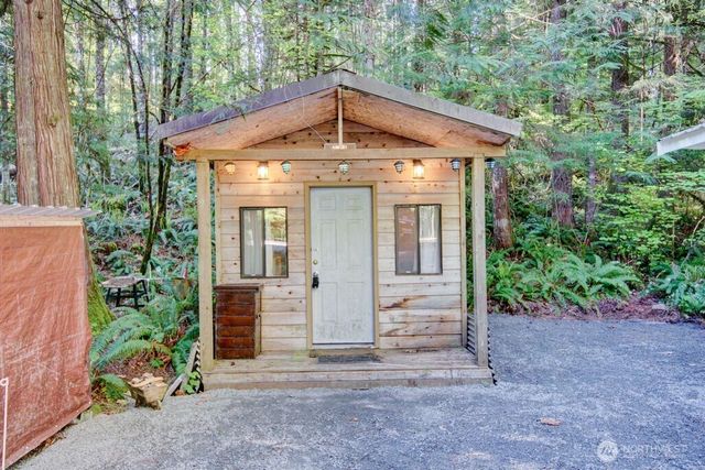 106 Gold Rush Road, Deming, WA 98244