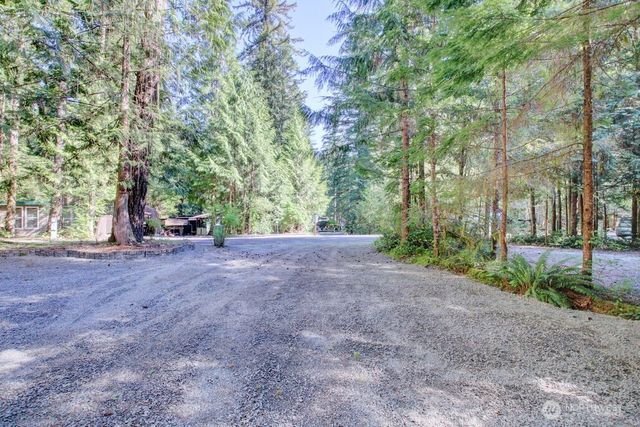106 Gold Rush Road, Deming, WA 98244